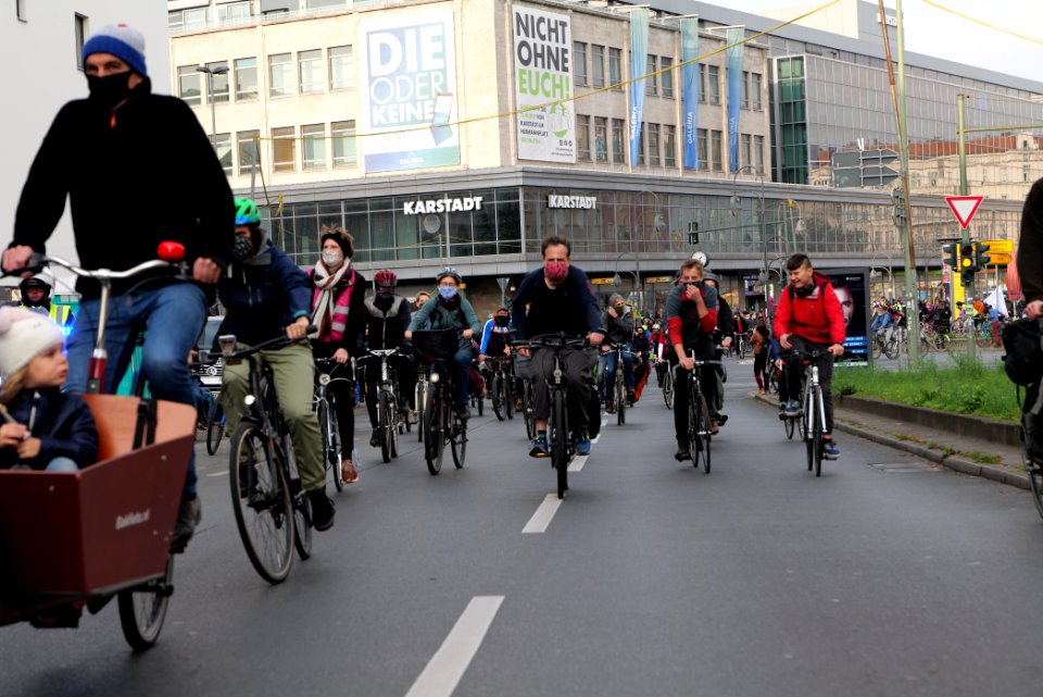 Bicycle demonstration against A49 and A100 in Berlin 2020-11-14 27