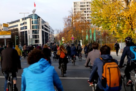 Bicycle demonstration against A49 and A100 in Berlin 2020-11-14 170 photo