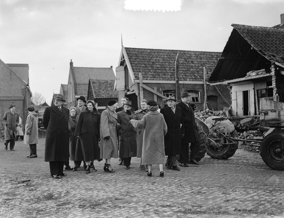 Bezoek raadsleden van Amsterdam aan Schouwen Duiveland, Bestanddeelnr 906-2577