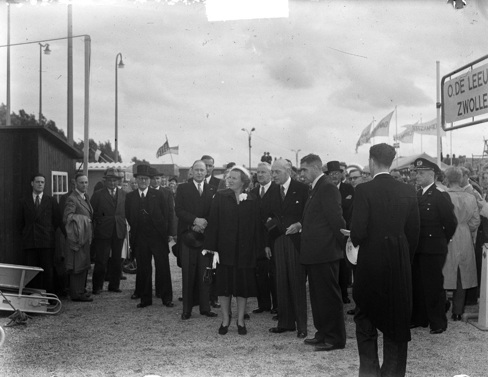 Bezoek koningin Juliana aan Jaarbeurs, Bestanddeelnr 904-1791