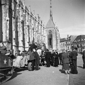 Bevrijding van Deventer door de 3e Canadese Infanterie Divisie, Bestanddeelnr 900-2453