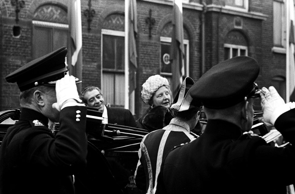 Bezoek President van Mexico President Lopez Het overstappen van de auto naar d, Bestanddeelnr 915-0032