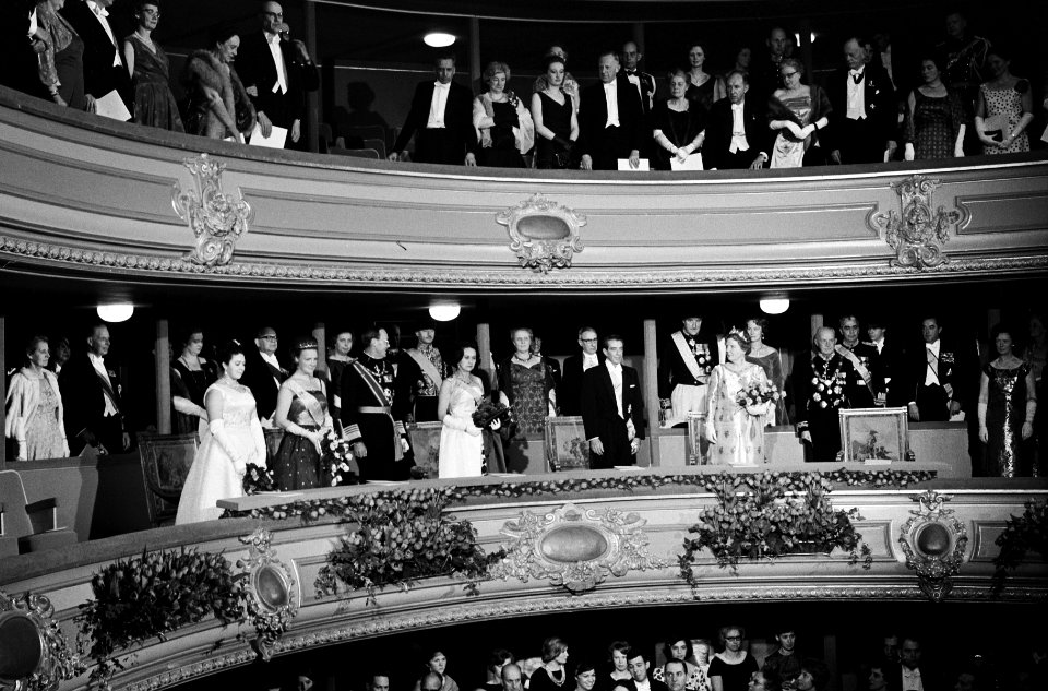 Bezoek President van Mexico President Lopez aan de Koninklijke Schouwburg te Den, Bestanddeelnr 915-0026