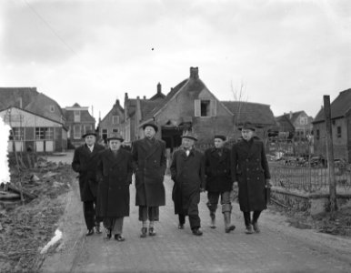 Bezoek raadsleden van Amsterdam aan Schouwen Duiveland, Bestanddeelnr 906-2588