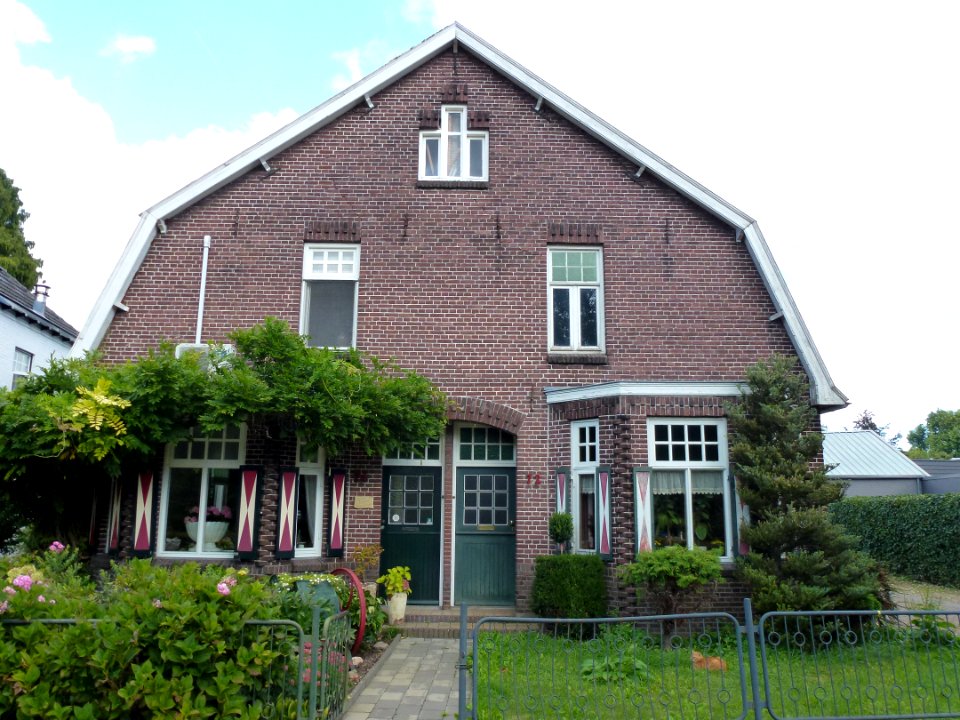 Beuningen (Gld) dubbel woonhuis van Heemstraweg 72-74 voorgevel