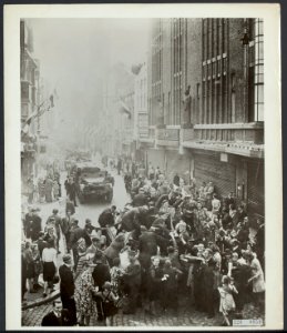 Bevrijding Eindhoven, Bestanddeelnr 120-0859