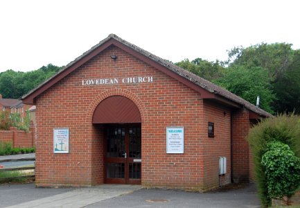 Bethesda Mission (Lovedean Church), Lovedean Lane, Lovedean (May 2019) (5)