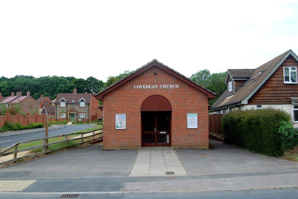Bethesda Mission (Lovedean Church), Lovedean Lane, Lovedean (May 2019) (3)