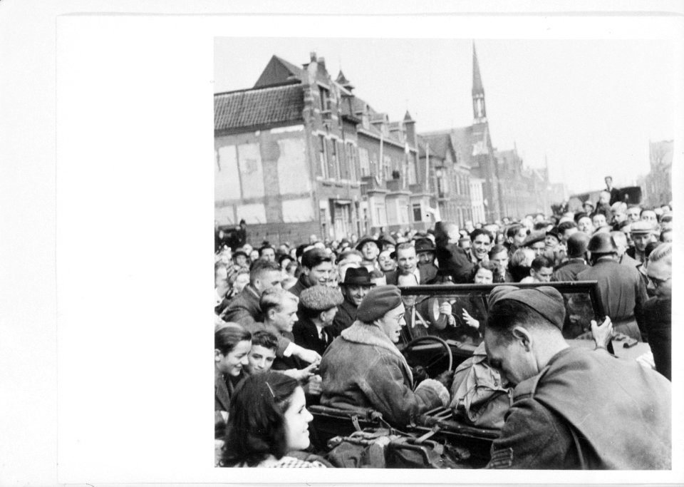 Bevrijdingen, Bestanddeelnr 255-9618