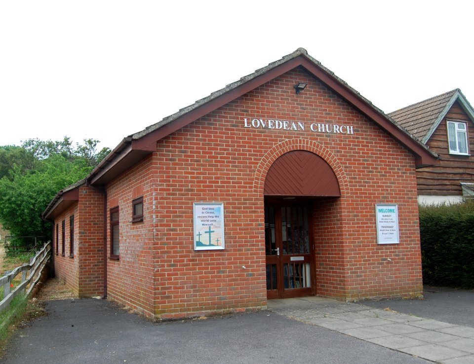 Bethesda Mission (Lovedean Church), Lovedean Lane, Lovedean (May 2019) (1)
