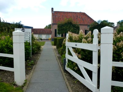 Beuningen (Gld) gezondheidspraktijk Wilhelminalaan 106 toegangspoortje