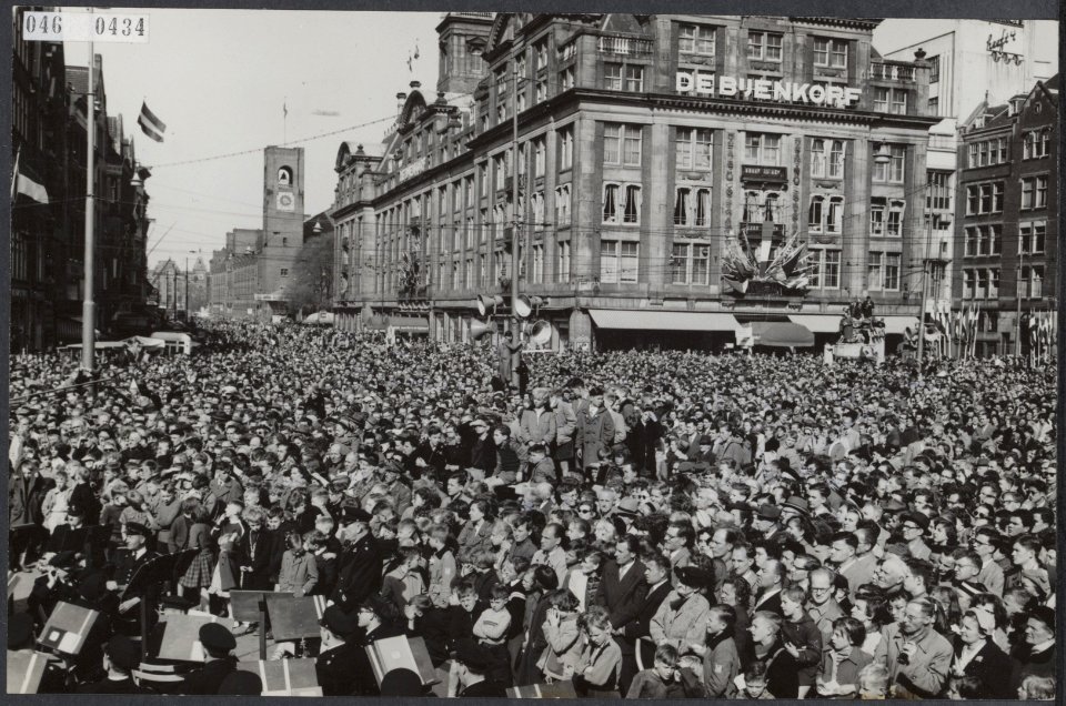 Bevrijdingsdag, publiek, Bestanddeelnr 046-0434