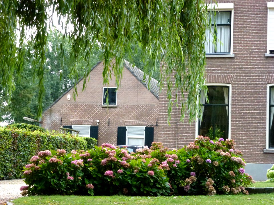 Beuningen (Gld) boerderij van Heemstraweg 83-85 nevenwoning 83