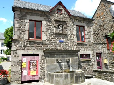 Besse Place de la Poterne3
