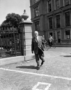 Besprekingen kabinetsformateur. Ir. Staf, Bestanddeelnr 907-9124