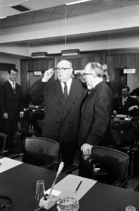 Besprekingen van de EEG in Brussel, overzicht, Bestanddeelnr 914-7612