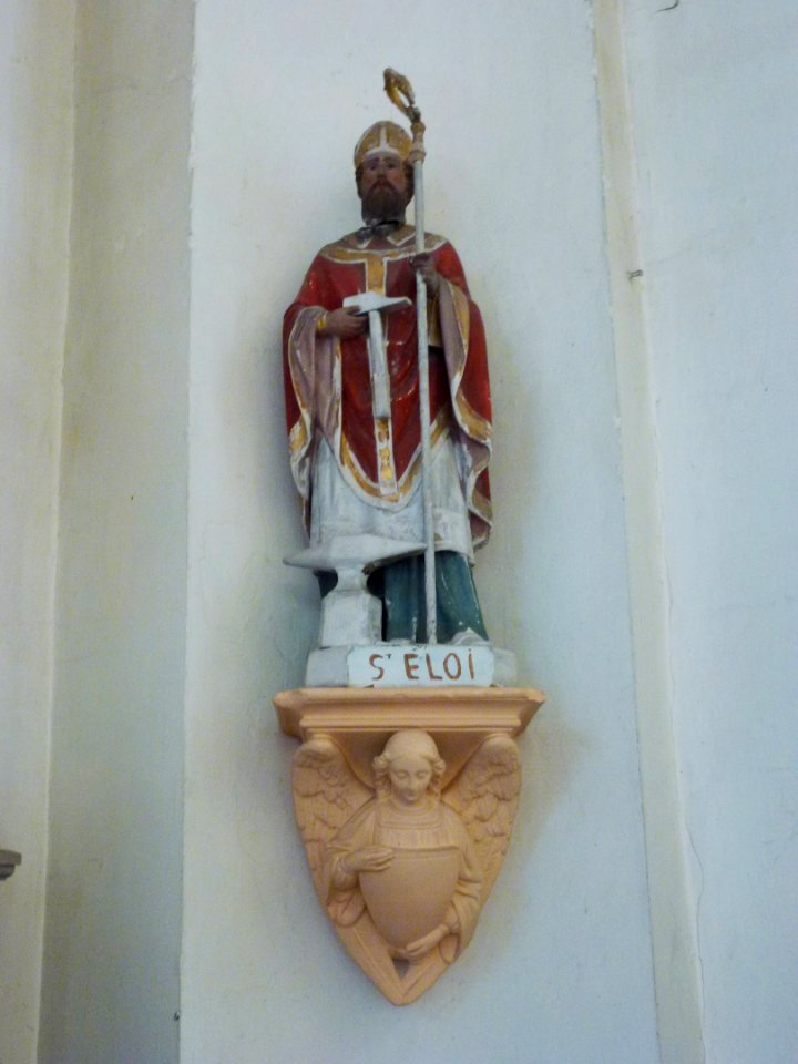 Beuvry-la-Forêt (Nord, Fr) église, statue St.Eloi