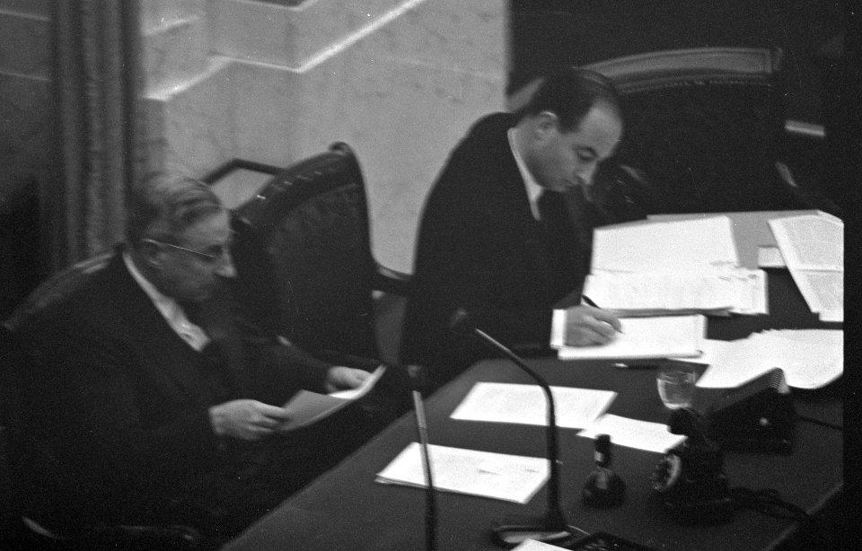 Besprekingen Tweede Kamer over aanval van Indonesie, Bestanddeelnr 913-4042