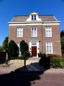 Beuningen Rijksmonument 523150 pastorie Dorpsingel 2