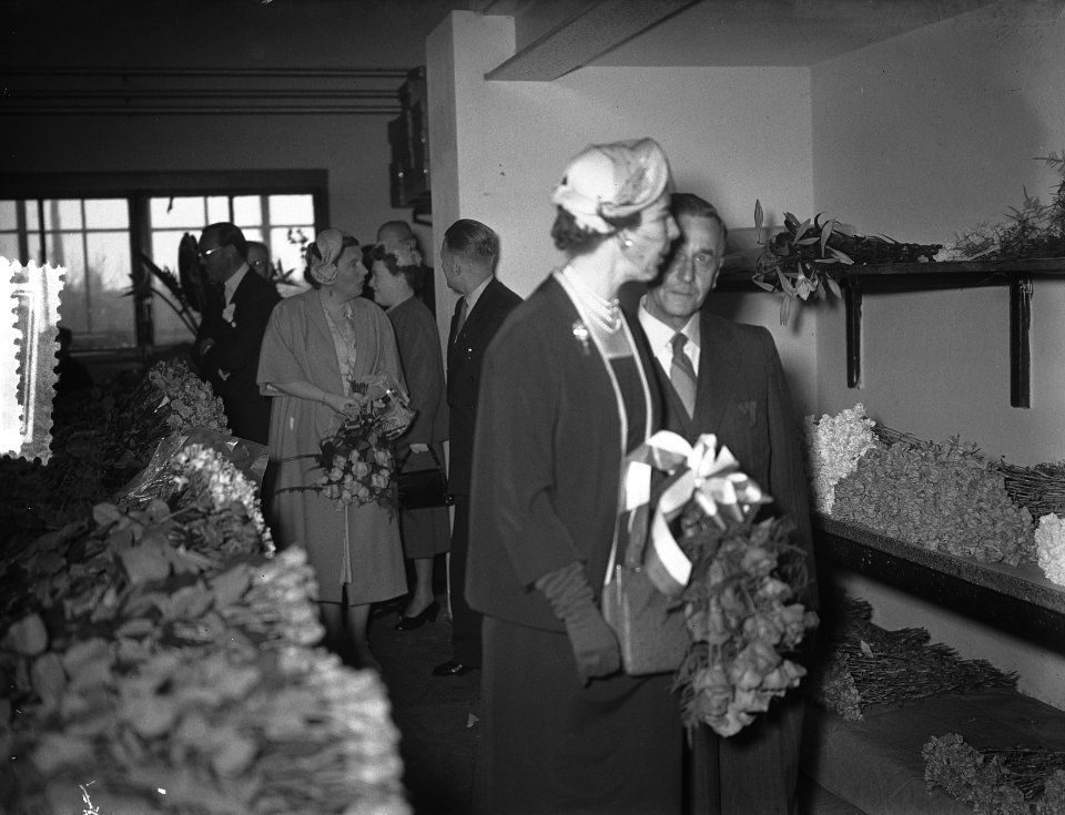 Bezoek Deense Koninklijke familie , derde dag, bezoek veiling Alkmaar, Bestanddeelnr 906-4284
