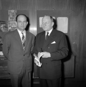 Bezoek Franse ambassadeur aan de RAI, Simca-stand, Bestanddeelnr 914-8185