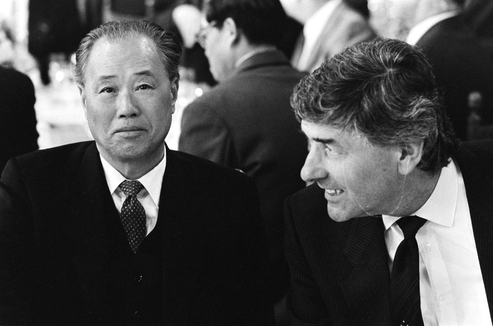 Bezoek Chinese premier Zhao Ziyang , met premier Lubbers tijdens regeringsdiner, Bestanddeelnr 933-3563