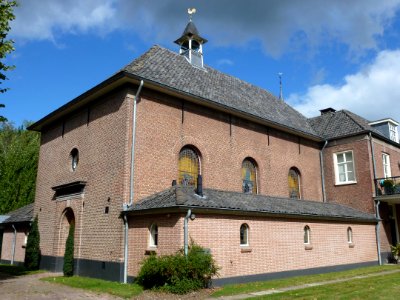 Beuningen (Gld) NH kerk, Kerkplein 9 voor rechts