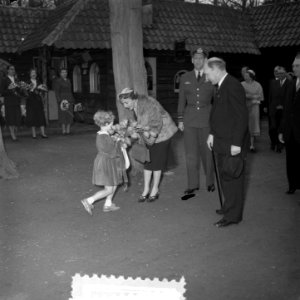 Bezoek Deense Koninklijke familie , derde dag, bezoek Keukenhof, Bestanddeelnr 906-4289