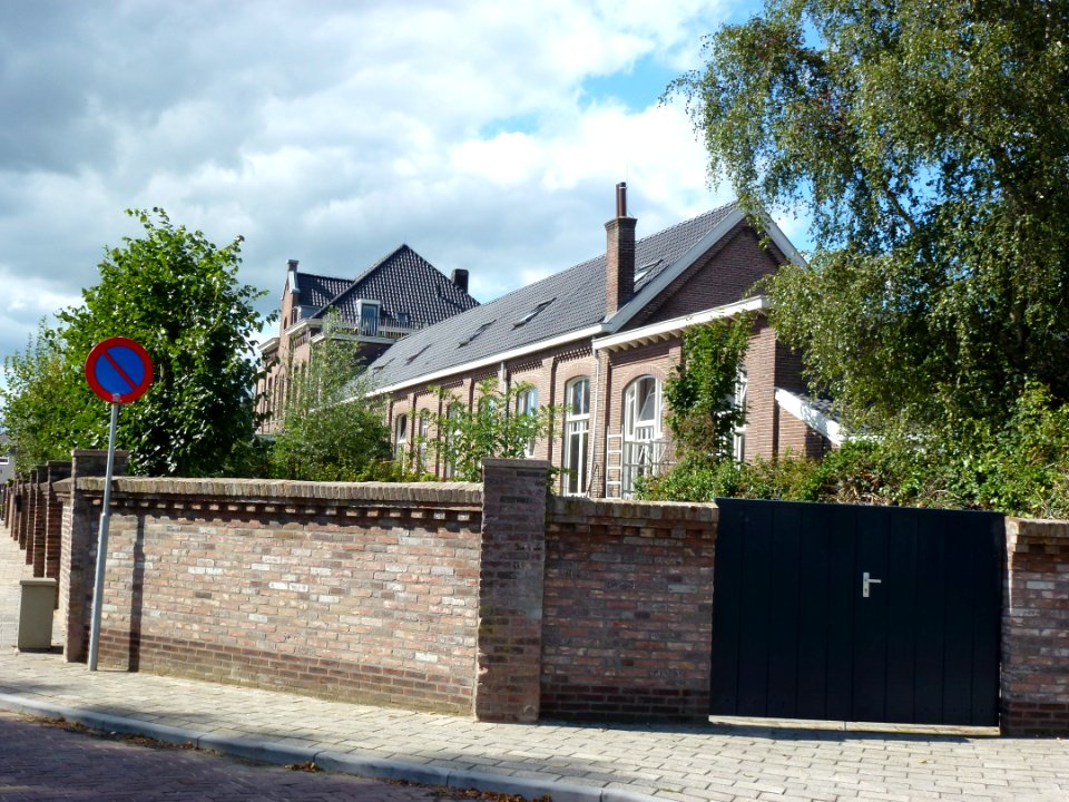 Beuningen (Gld) voorm. klooster, kloosterstraat 5-7-9 (03)