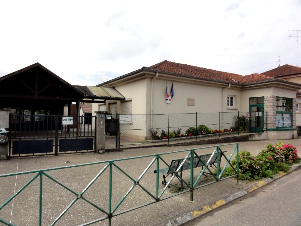 Beurey-sur-Saulx (Meuse) école et bibliothèque
