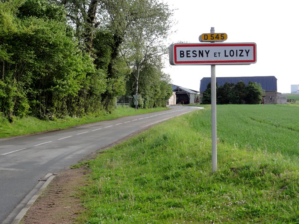 Besny et Loizy (Aisne) city limit sign
