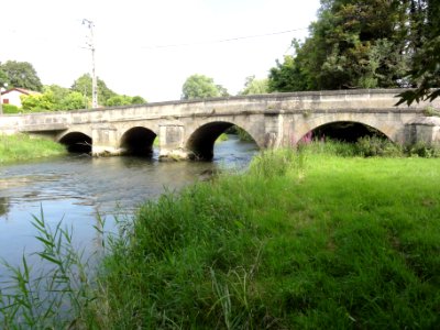 Beurey-sur-Saulx (Meuse) pont de la Saulx (02)
