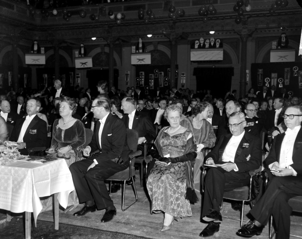 Bezoek Hare Majesteit de Koningin aan gala-avond Europa en het Boek in het Con, Bestanddeelnr 914-9787