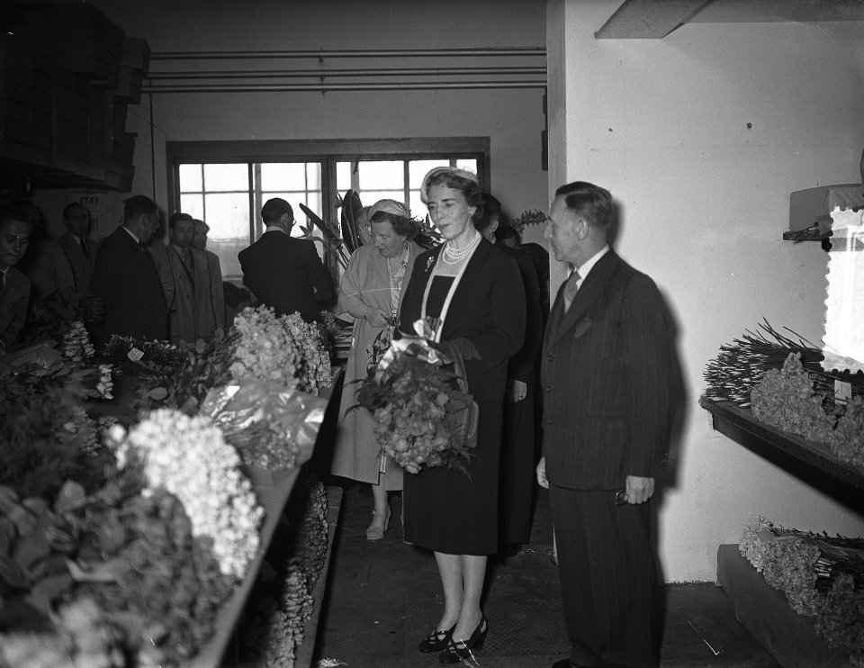 Bezoek Deense Koninklijke familie , derde dag, bezoek veiling Alkmaar, Bestanddeelnr 906-4286