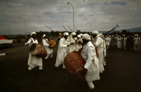 Bezoek Koningin Juliana , Pr. Bernhard , Pr. Beatrix Pr. Claus aan Ethiopie bez, Bestanddeelnr 254-8287