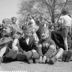 Bevrijdingsdag in de Karthuizerspeeltuin, Bestanddeelnr 909-5408