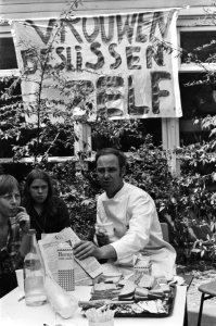 Bezetting Bloemenhovekliniek, Heemstede medisch coordinator AG van de Berg tij, Bestanddeelnr 928-6041