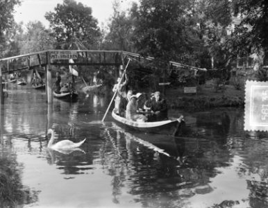Bezoek H. M. de Koningin aan de kop van Overijssel, Bestanddeelnr 905-8135