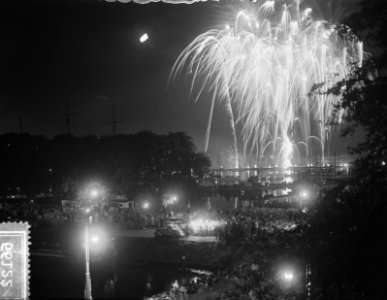 Bezoek Franse president en mevrouw Coty aan Amsterdam, vuurwerk Oosterdak, Bestanddeelnr 906-6122