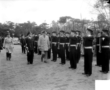 Bezoek Eisenhower aan de MDK, Bestanddeelnr 904-5573