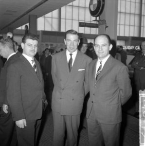 Bezoek Franse ambassadeur aan de RAI, Simca-stand, Bestanddeelnr 914-8175