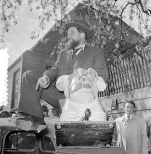 Bevrijdingsstandwerkersmarkt Amsterdam. Kwakzalver, Bestanddeelnr 934-5480