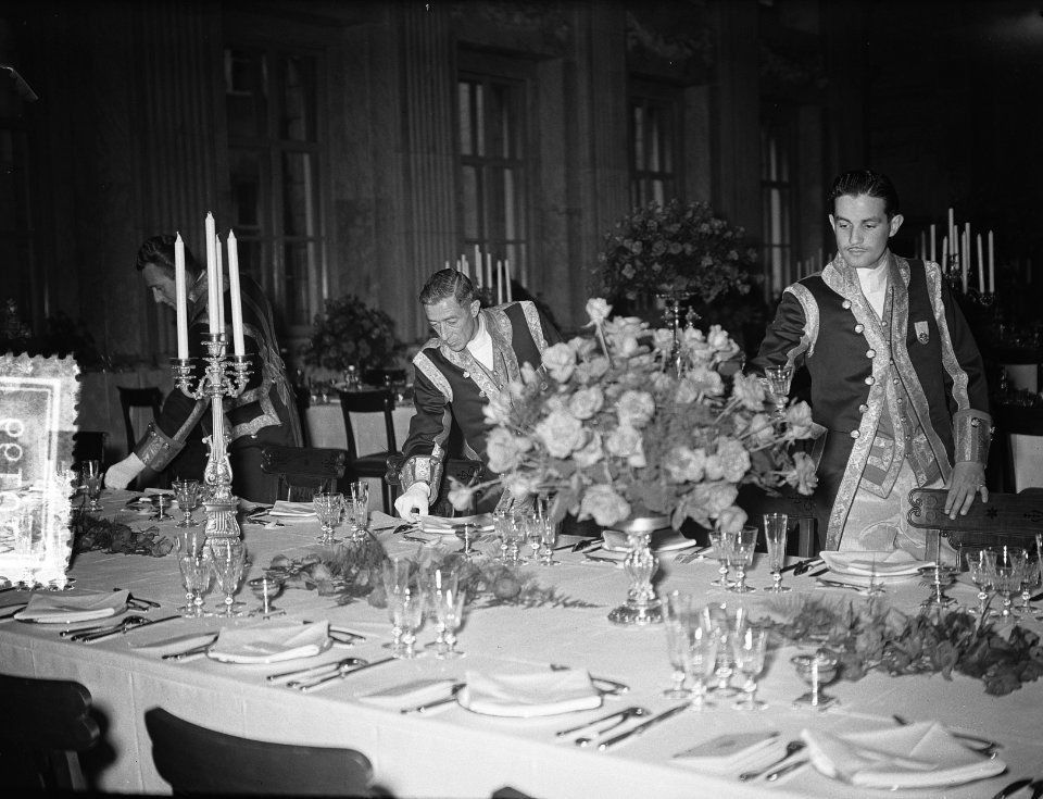 Bezoek Franse president en mevrouw Coty aan Amsterdam, tafels Koninklijk Paleis , Bestanddeelnr 906-6101