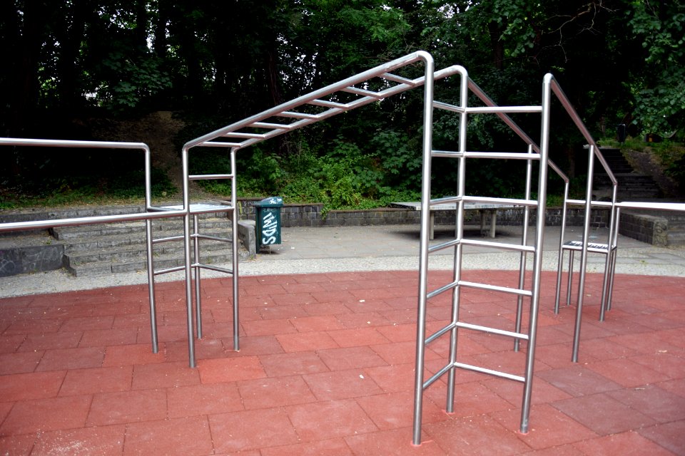 Bewegungsparcours Friedrichsfelde (Berlin) 4v5