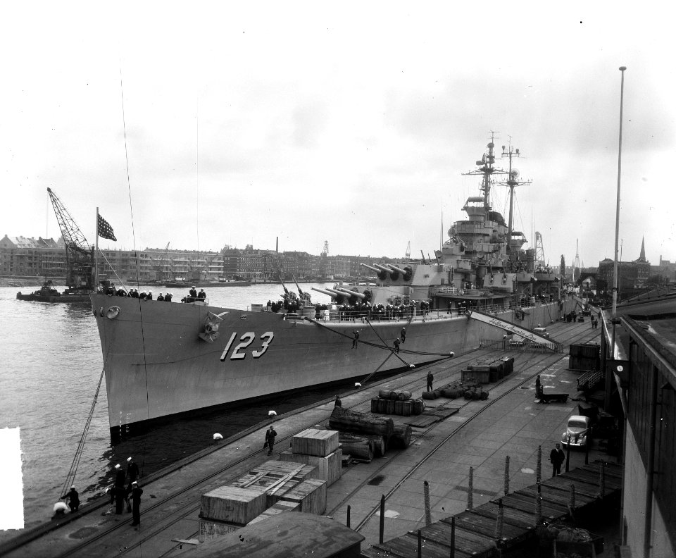 Bezoek Amerikaanse vloot aan Rotterdam. Zware kruiser USS Albany, Bestanddeelnr 904-6330