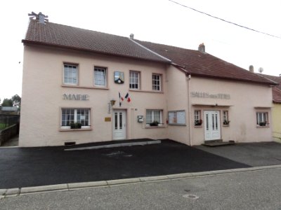 Bettborn (Moselle) mairie - salle des fêtes