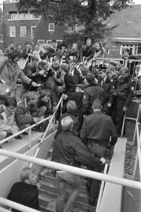 Bezetting voormalige BB-bunker in Amsterdam-Zuid uit protest tegen zogennaamde C, Bestanddeelnr 933-8033