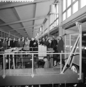 Bezoek aan het Nederlands Scheepsbouwkundig proefstation te Wageningen, rondgang, Bestanddeelnr 911-1111