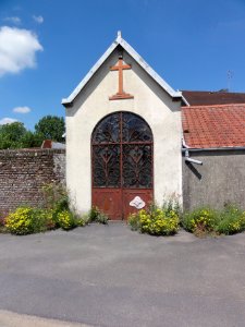 Bettignies (Nord, Fr) chapelle, chemin de la cure