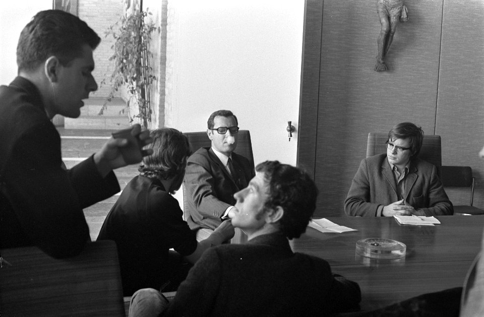 Bezetting Tilburgse Hogeschool bord Oranje van boven, Rode Hogeschool, Bestanddeelnr 922-3627